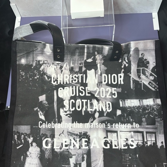 Dior Black and White Graphic Tote Bag - Picture 2 of 5
